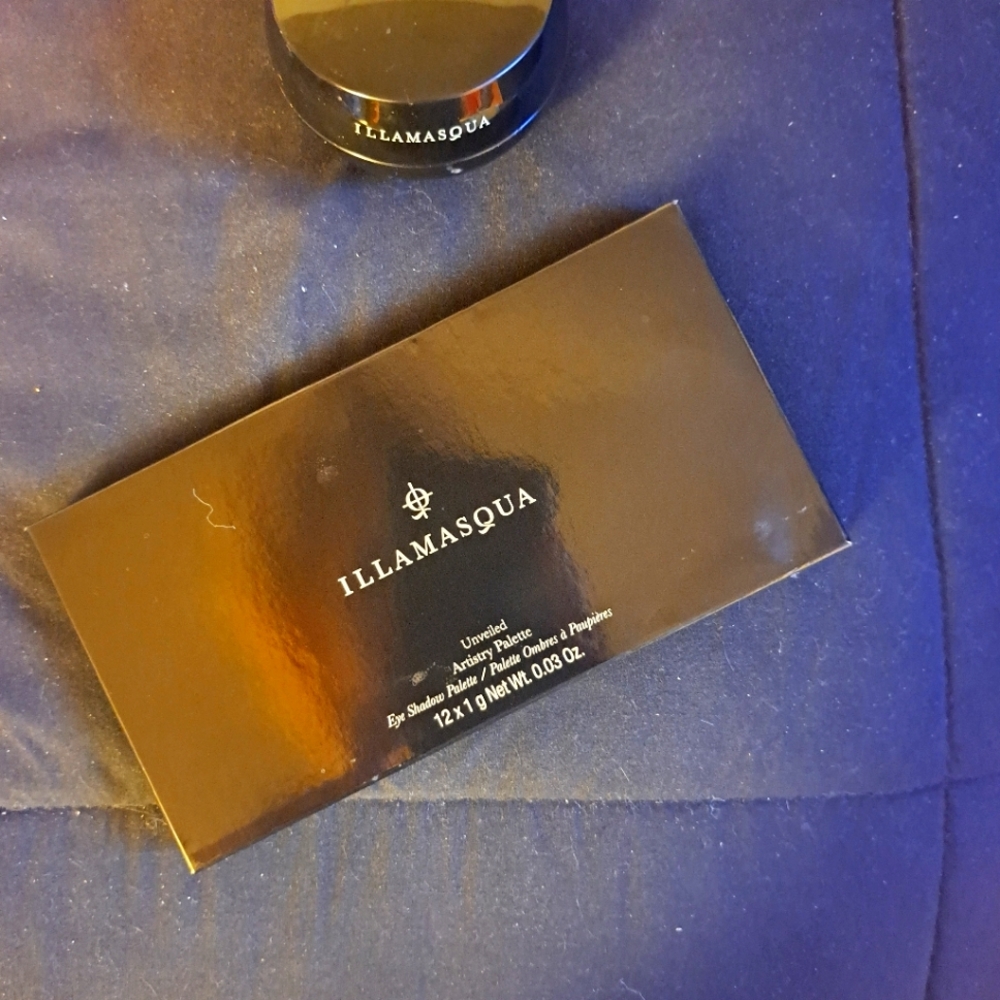 New bundle ILLAMASQUE HYDRA VEIL PRIMER AND ARTISTRY PALLETE